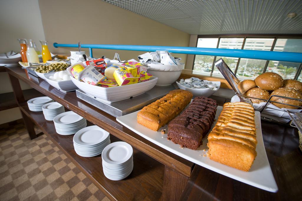 Apropo Hotel Ramat Gan Kültér fotó