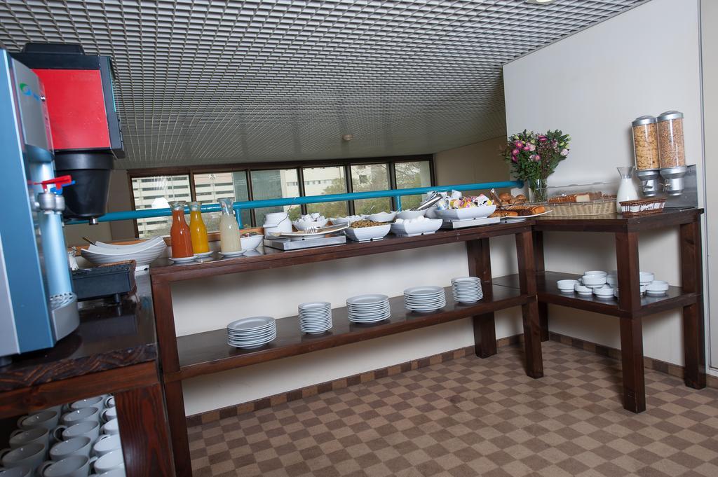 Apropo Hotel Ramat Gan Kültér fotó