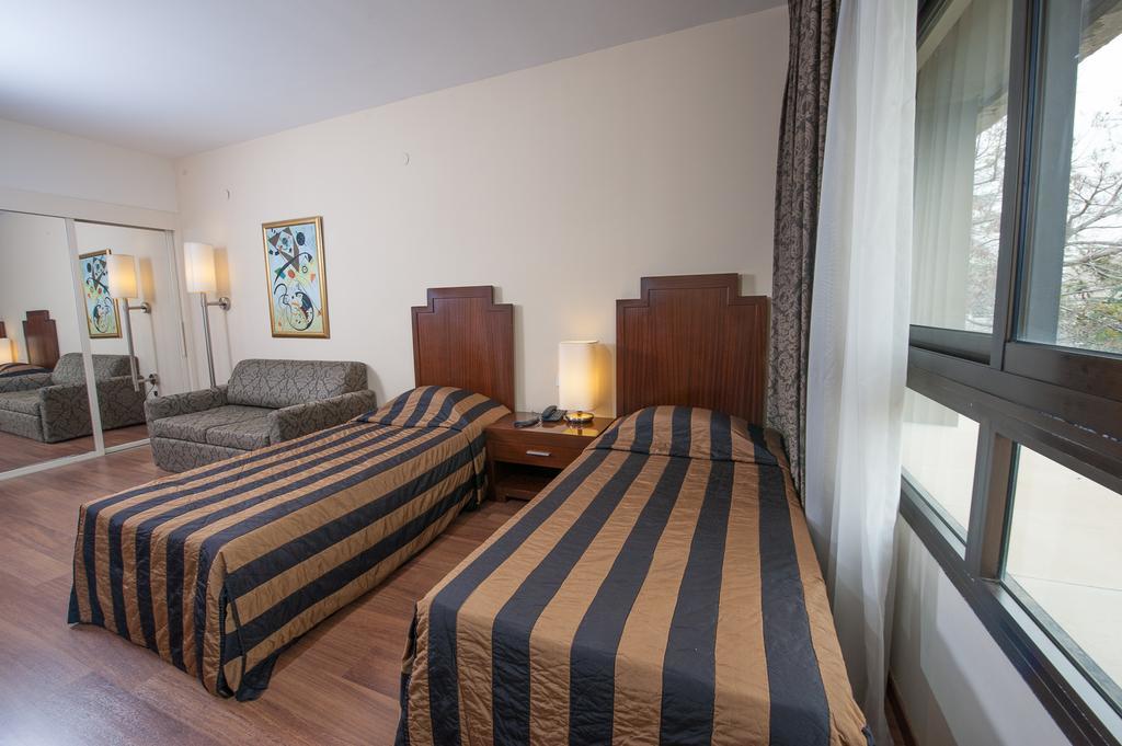 Apropo Hotel Ramat Gan Szoba fotó