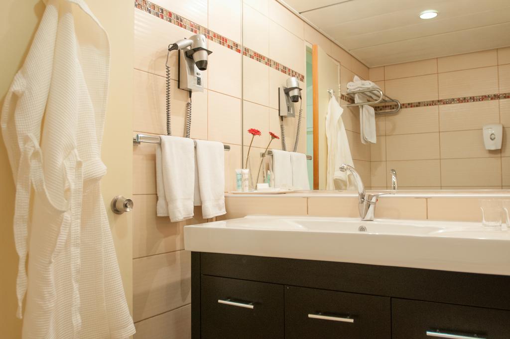 Apropo Hotel Ramat Gan Szoba fotó