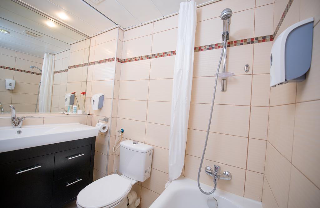 Apropo Hotel Ramat Gan Szoba fotó
