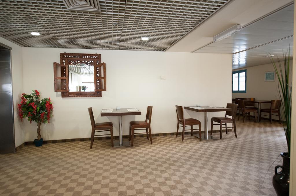 Apropo Hotel Ramat Gan Kültér fotó