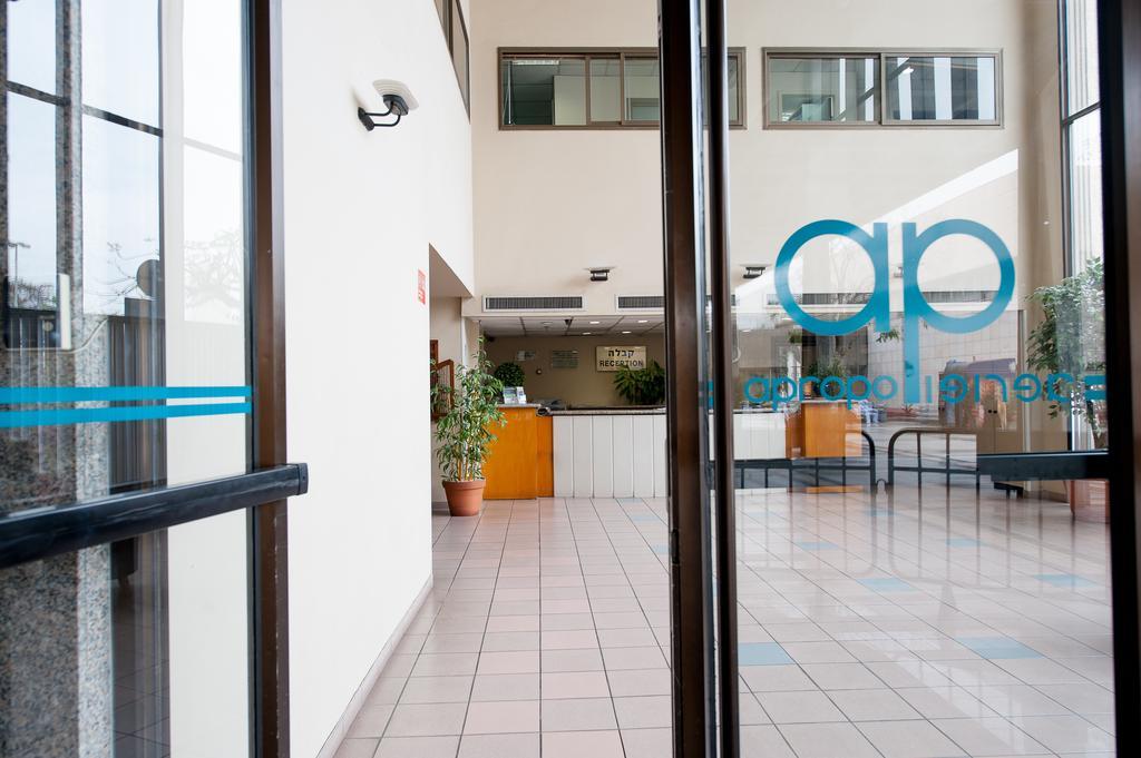 Apropo Hotel Ramat Gan Kültér fotó